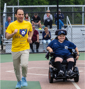 mayor shaking hand